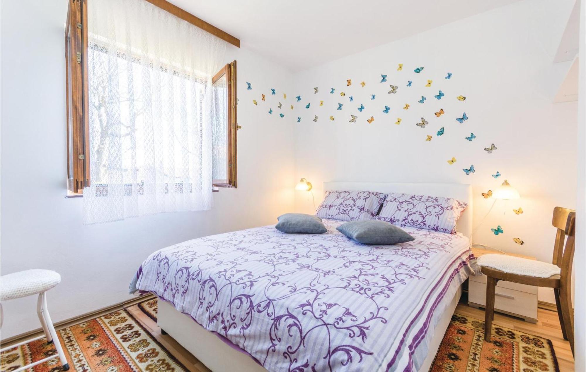 Amazing Apartment In Pavicini With Kitchen Esterno foto